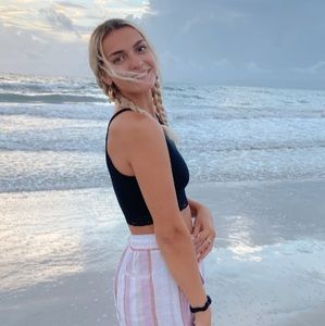 Meet your Posher, Natalie